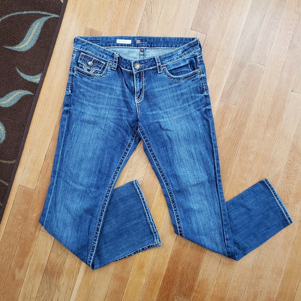 Kut from the Kloth Kate Low-Rise Bootcut